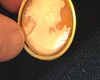 14k gold shell cameo 