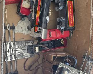 vintage Marx tin toy trainset
