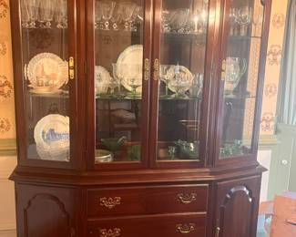 Ethan Allen China Cabinet