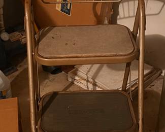 stool foldout 