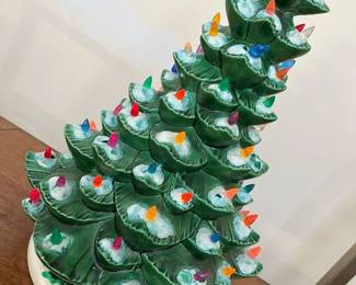 4300 Vintage Ceramic Christmas Treemin