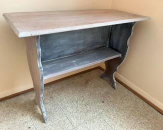 4300 Refinished 2Tier Console Tablemin
