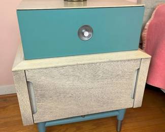 4300 BasicWitz MCM 2Drawer Nightstandmin