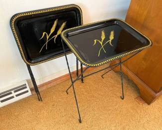 4300 Vintage Metal TV Trays X4min