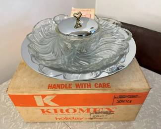 4300 Kromex Vintage Lazy Susan Servermin