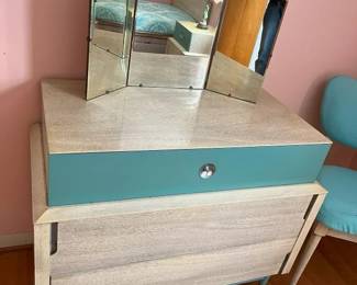 4300 BasicWitz MCM 3Drawer Lowboymin