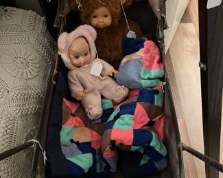Old doll carriage (1940’s)