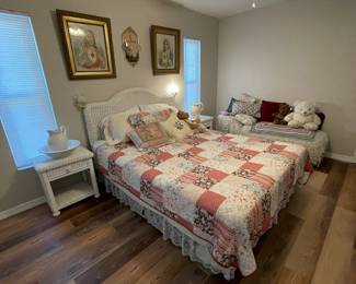 5 piece wicker bedroom set