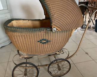 Victorian carriage full size