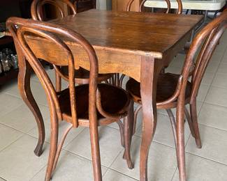 Bistro set with four bentwood chairs