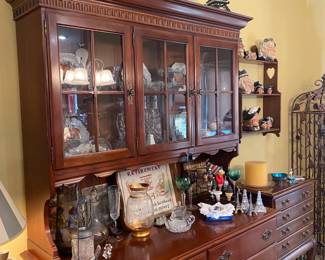 Ethan Allen Hutch