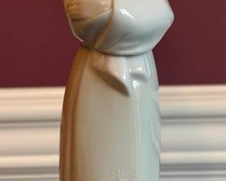 Nao Lladro Girl With Rabbit Porcelain Figure