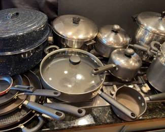 Circulon The Pampered Chef OXO And More Pots and Pans