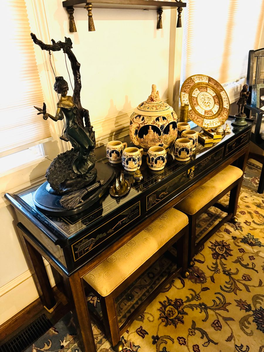 Mid Century Drexel Et Cetra Chinoiserie console table with 2 stools