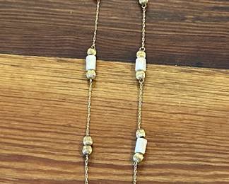 !4kt gold coral necklace