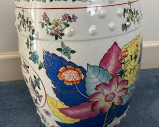 Vintage Chinoiserie Tobacco Leaf Porcelain garden stool