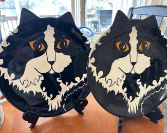 Cat platters