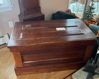 Heavy amazing trunk $195 