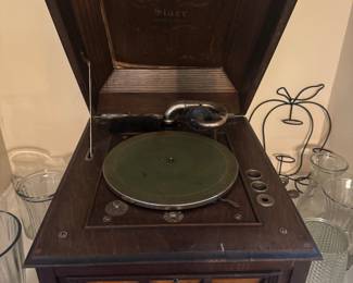 Starr phonograph