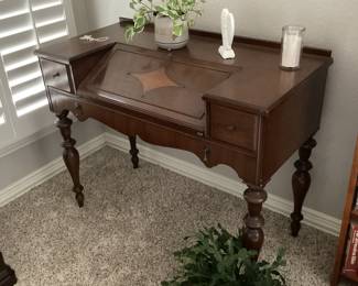 Secretary desk