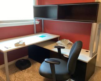 Corner office desk