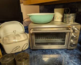 Pyrex, Corning Ware, Toaster Oven, Vintage Flower Sifters