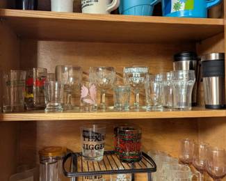 Glasses, Dad's Root Beer