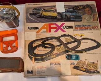 Vintage Games, Vintage Railroad Lamp