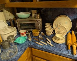 Red Wing Bob White Quail, Pyres, Corning Ware, Pyrex