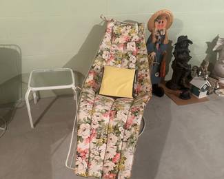 This is a very cool 1960s patio chase lounge!