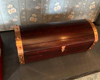 This is just a beautiful wooden box with copper accents on the inside and out!