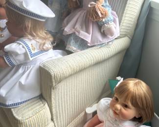 More lovely collectible dolls! They are all in absolutely superb mint condition and are made by multiple companies! Many come out their original paperwork and boxes!