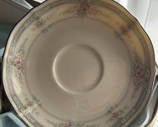 This is a massive set of vintage Noritake Ivory China! A complete service for 6+ all the serving pieces! In absolutely pristine condition and all pieces come with their China felt zipper bags! The pattern is Rothschild!