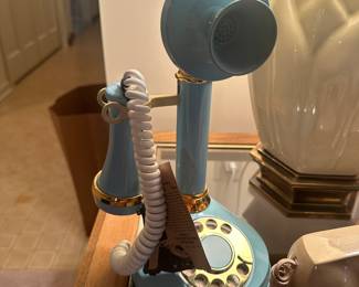 This is a vintage mint conditioned, princess phone made by deco tel