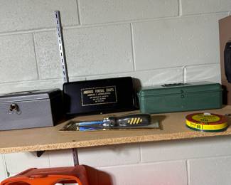 Nice little tool room! Ladders, tools and more!