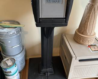 This is a fantastic weighted plastic mailbox. It’s an excellent condition. Just needs new numbers to the right is a great hose reel box. Sitting on top of that is a gazing ball. (Please note, the paint to the left of the picture is NOT for sale!)