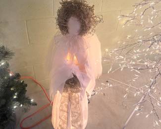 A lovely little angel lit from the inside