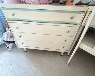 And of course, here is the left side dresser of the three-piece desk set again in excellent condition!