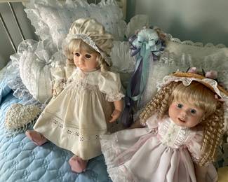 More lovely collectible dolls! They are all in absolutely superb mint condition and are made by multiple companies! Many come out their original paperwork and boxes!