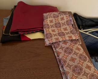 These are men’s scarves and matching ties