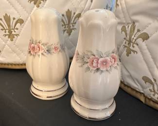 This is a massive set of vintage Noritake Ivory China! A complete service for 6+ all the serving pieces! In absolutely pristine condition and all pieces come with their China felt zipper bags! The pattern is Rothschild!