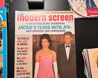We have lots of modern screen movie magazines for fans!