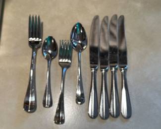 Here’s a small set of general household utensils