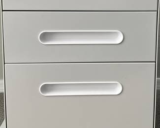ApexDesk 3-Drawer File Cabinet 
