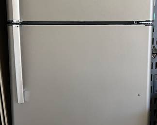 GE Refrigerator/Freezer