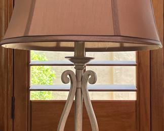 Hampton Bay Table Lamp pr 