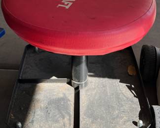 Autocraft Rolling Stool 