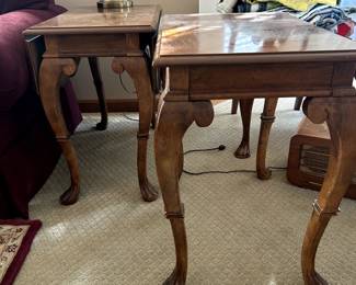 Pair of end tables 