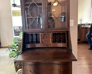 $125 Did you say you needed a secretary with nice feet? Well we have got one for you. Her drawers are very nice as well. Great for storage and display. Perfect for lap top. Secret drawers in desk. She needs a new home. 
