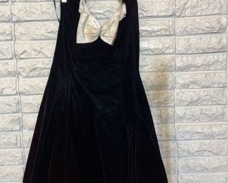 LA Glow Velvet Halter w/halter